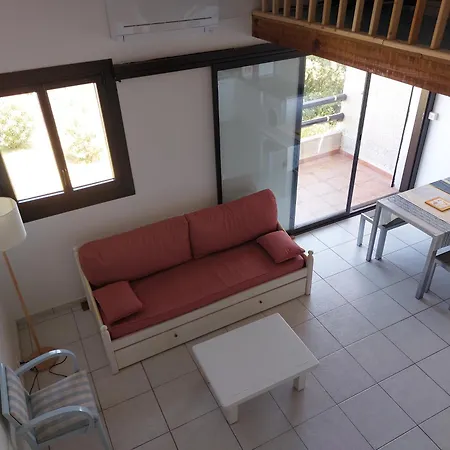 T3 Climatise Vue Piscine Tennis Apartmán